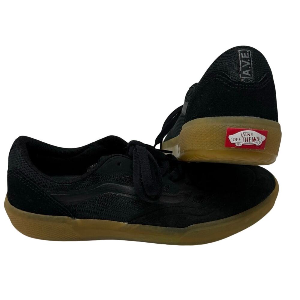 Vans Men’s Size 8 Skate Sneakers Shoes Black Gum Sole Low Top